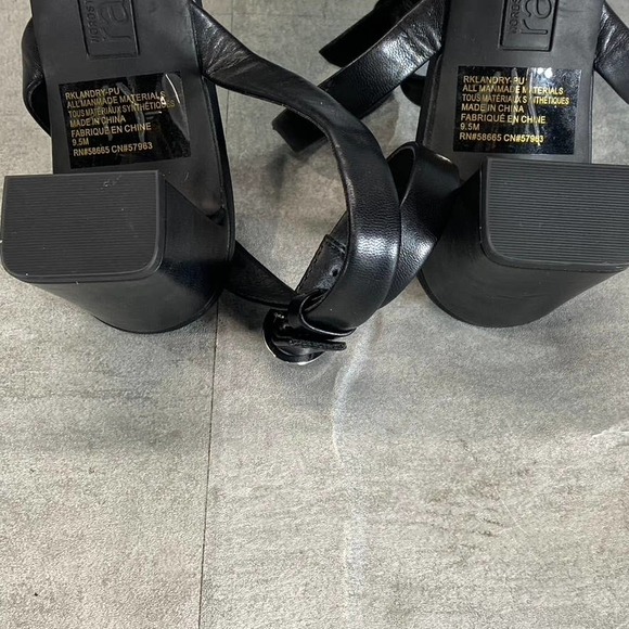 Nordstrom Rack Women's Black Faux-Leather Landry Square-Toe Heeled Sandals SZ9.5 - Picture 11 of 13
